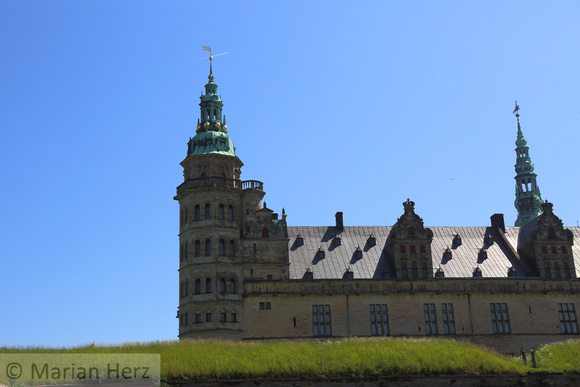 33Co0 Kronborg Castle