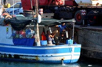 14Anz Unloading the catch