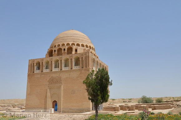 183Mer Mausoleum of Sultan Sanjar (3)