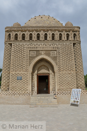 233Buk Samani Mausoleum