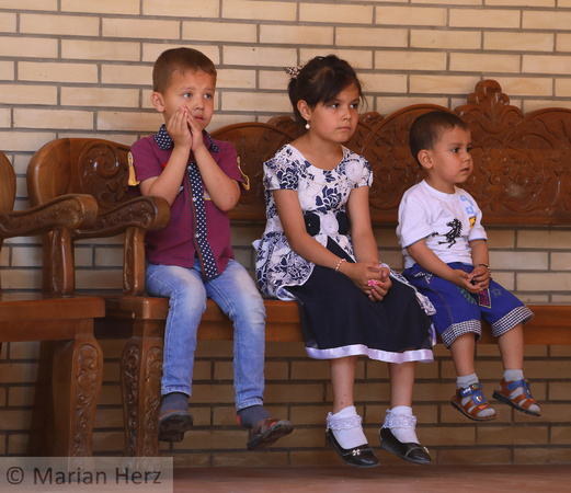 430Sam Kids at Prayer