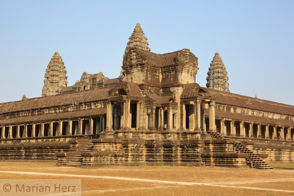 Cam410AW Angkor Wat