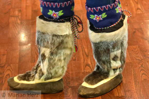 19Sis Inuit Boots